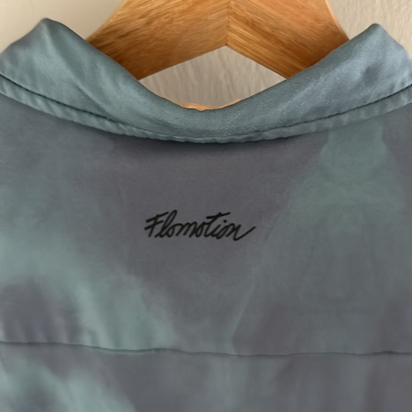 Flomotion Polo Bundle - 2 Medium Shirts - Picture 5 of 10